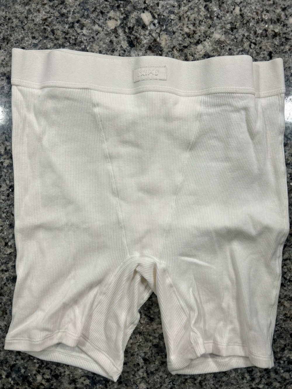 SKIMS Cotton Rib 3-Pack Boxer - Picture 5 of 5